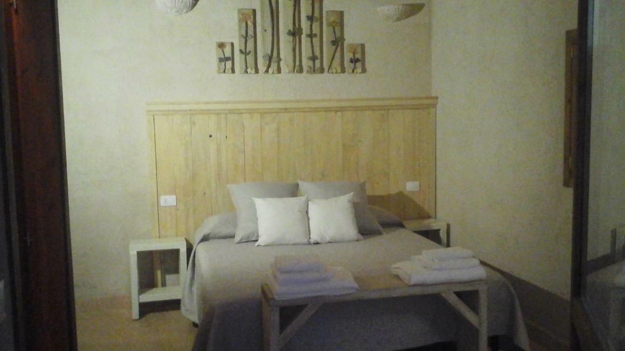 The Straw House Otel Alghero Dış mekan fotoğraf